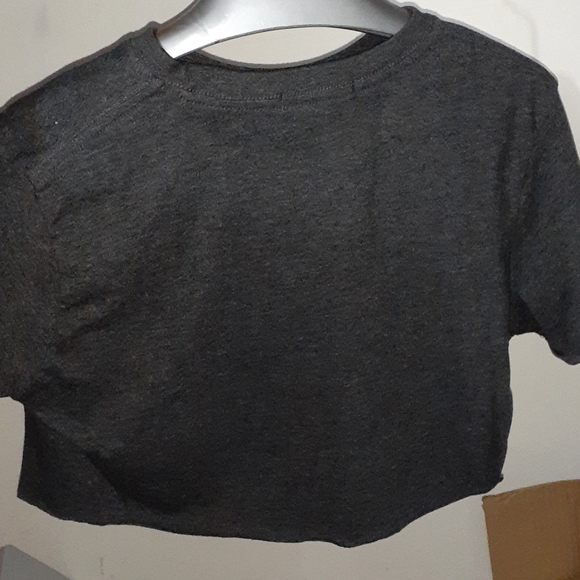 Cropped t-shirt - Picture 2 of 3
